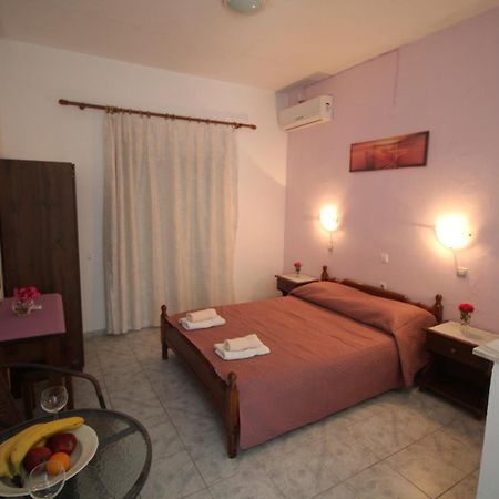 Tony'S Apartments Agios Georgios  Exterior photo