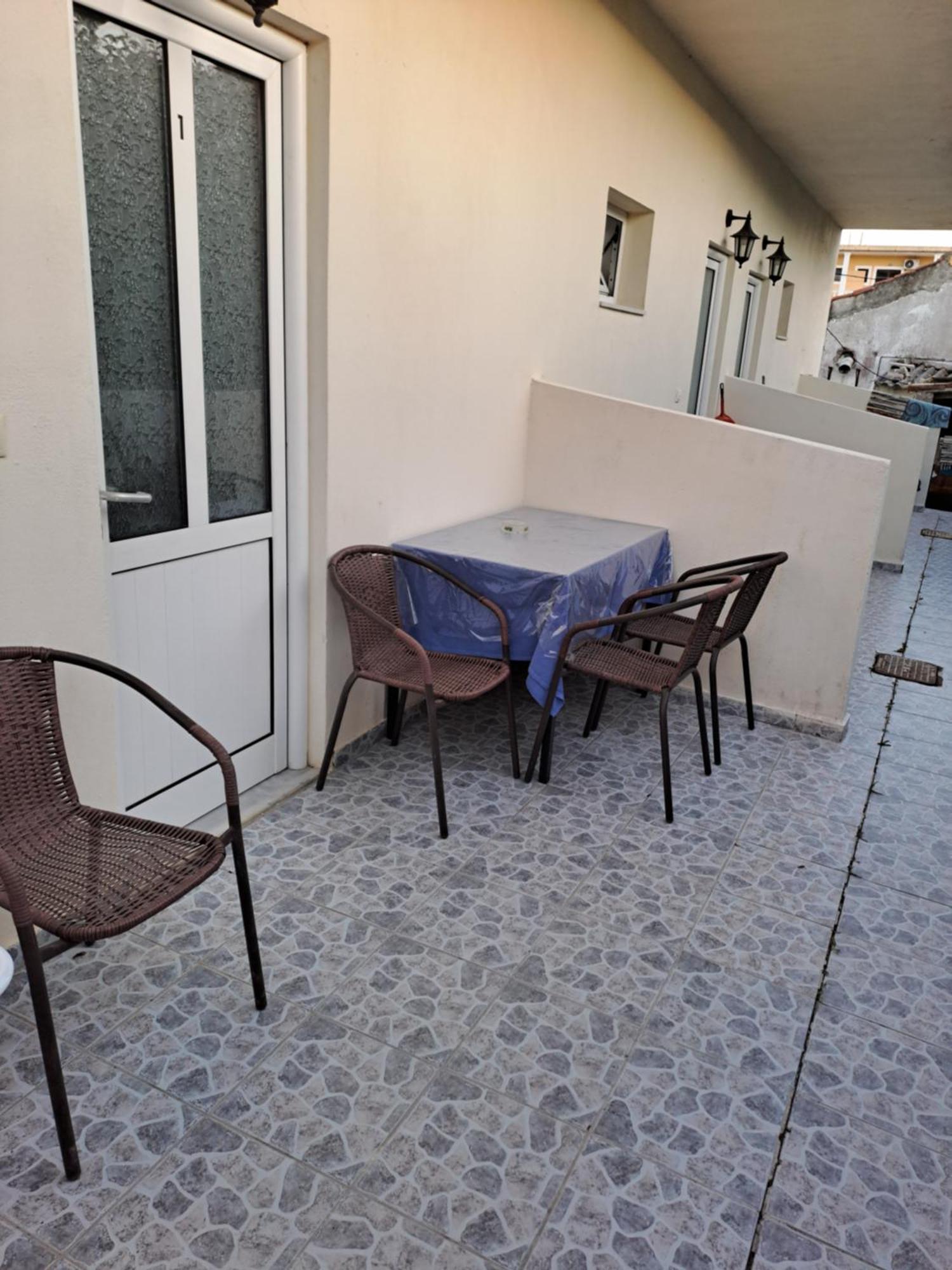 Tony'S Apartments Agios Georgios  Exterior photo