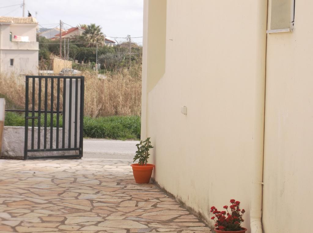 Tony'S Apartments Agios Georgios  Exterior photo